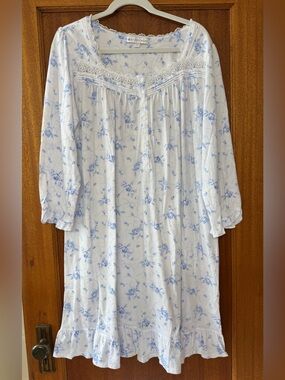 Eileen West White and Blue Floral Cotton Nightshirt with Lace Trim, size large